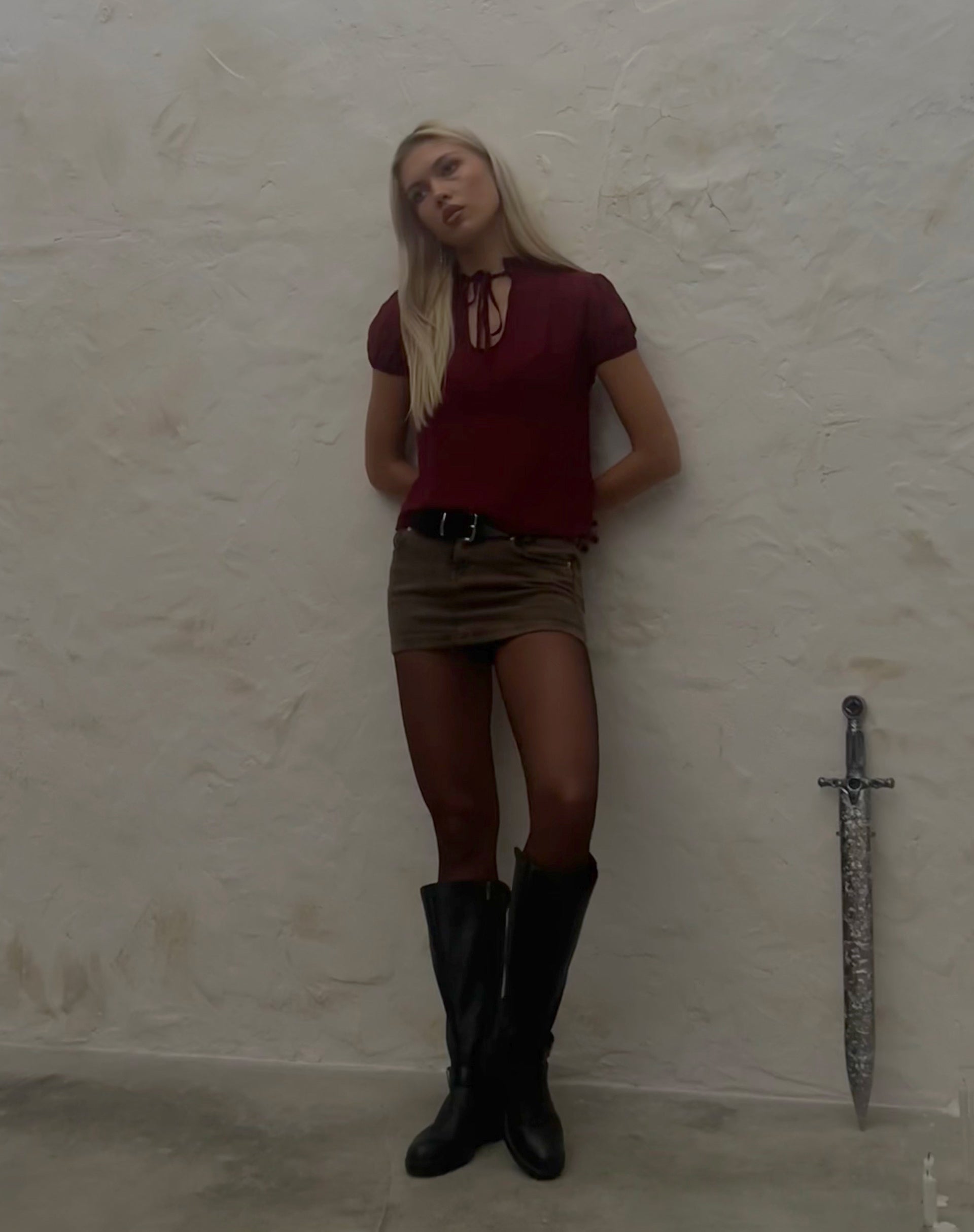 Image of Enzo Bluse mit hohem Halsausschnitt aus Chiffon in Oxblood