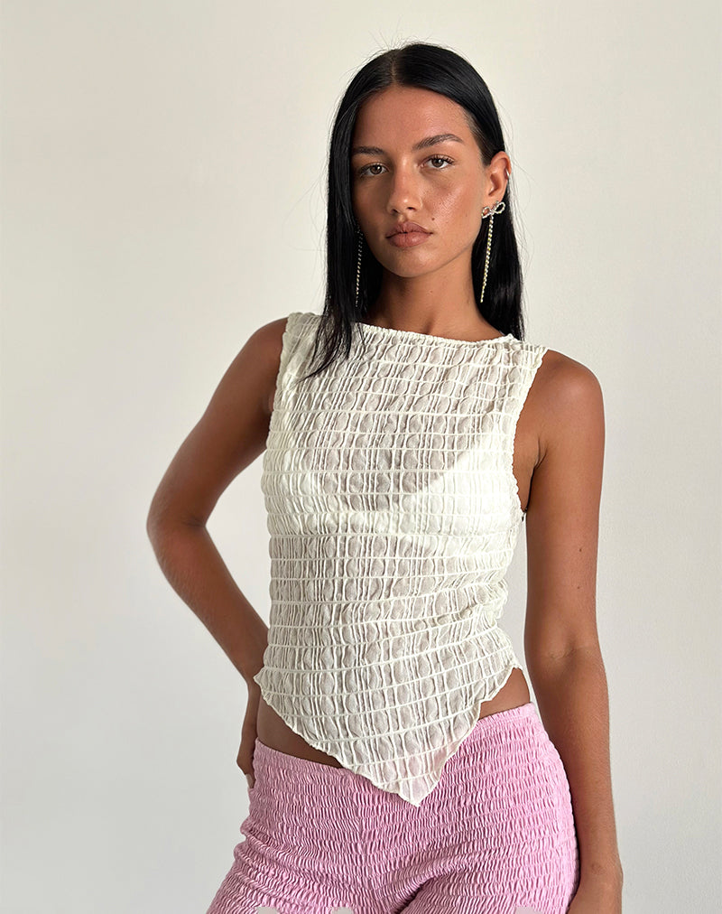 Bild von Etta Textured Mesh Top in Buttergelb