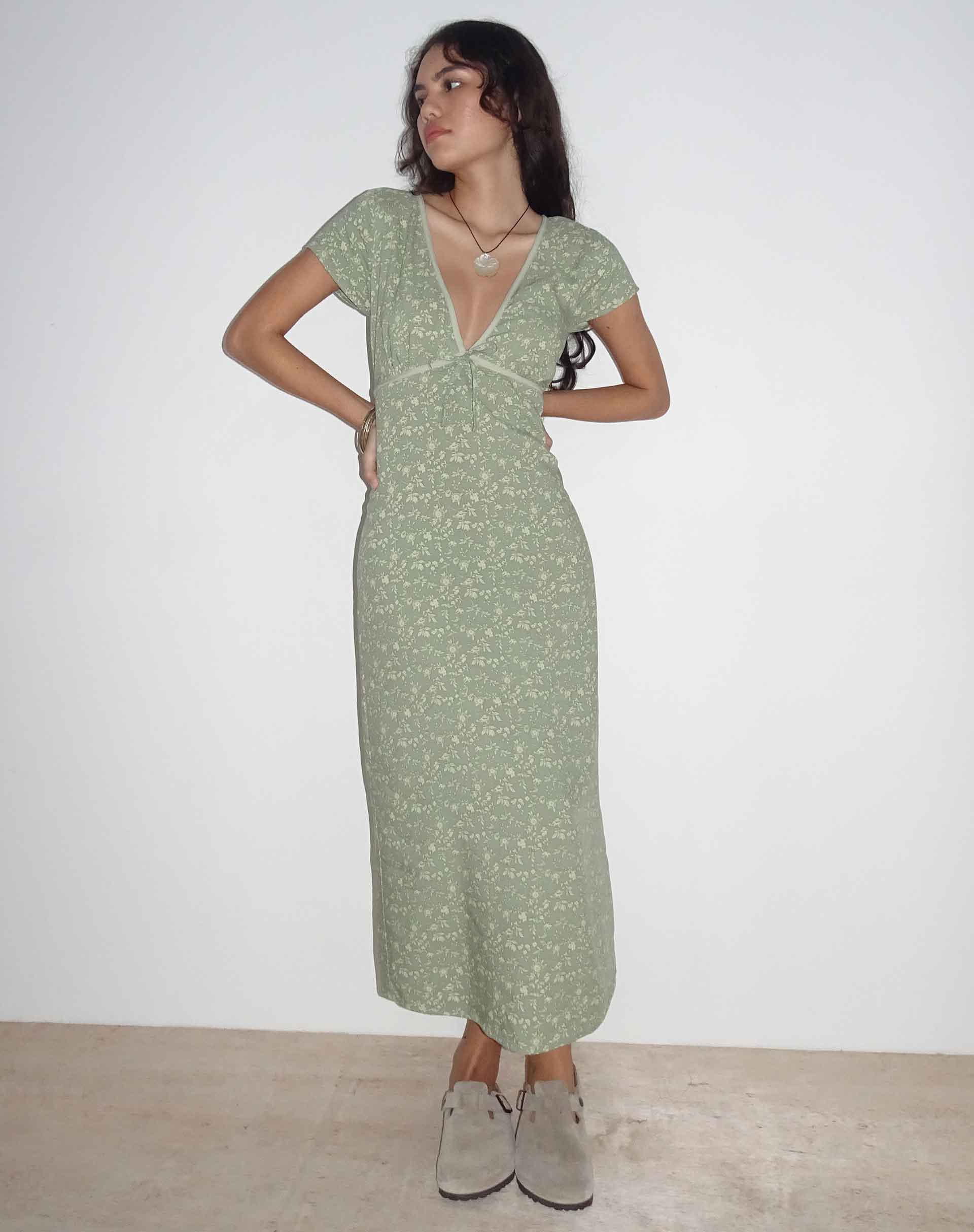Image of Eviaso Midikleid in Ditsy Mix Floral Grün