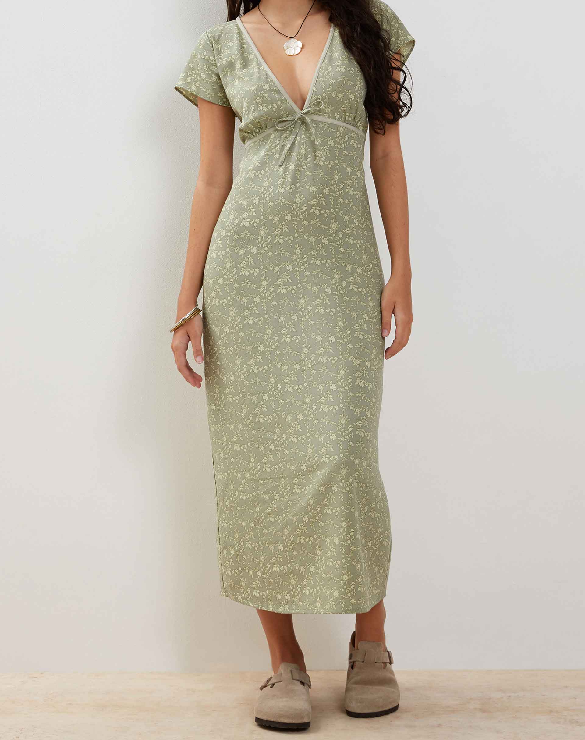 Image of Eviaso Midikleid in Ditsy Mix Floral Grün