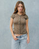 Bild von Elmira Top aus transparentem Strick in Khaki