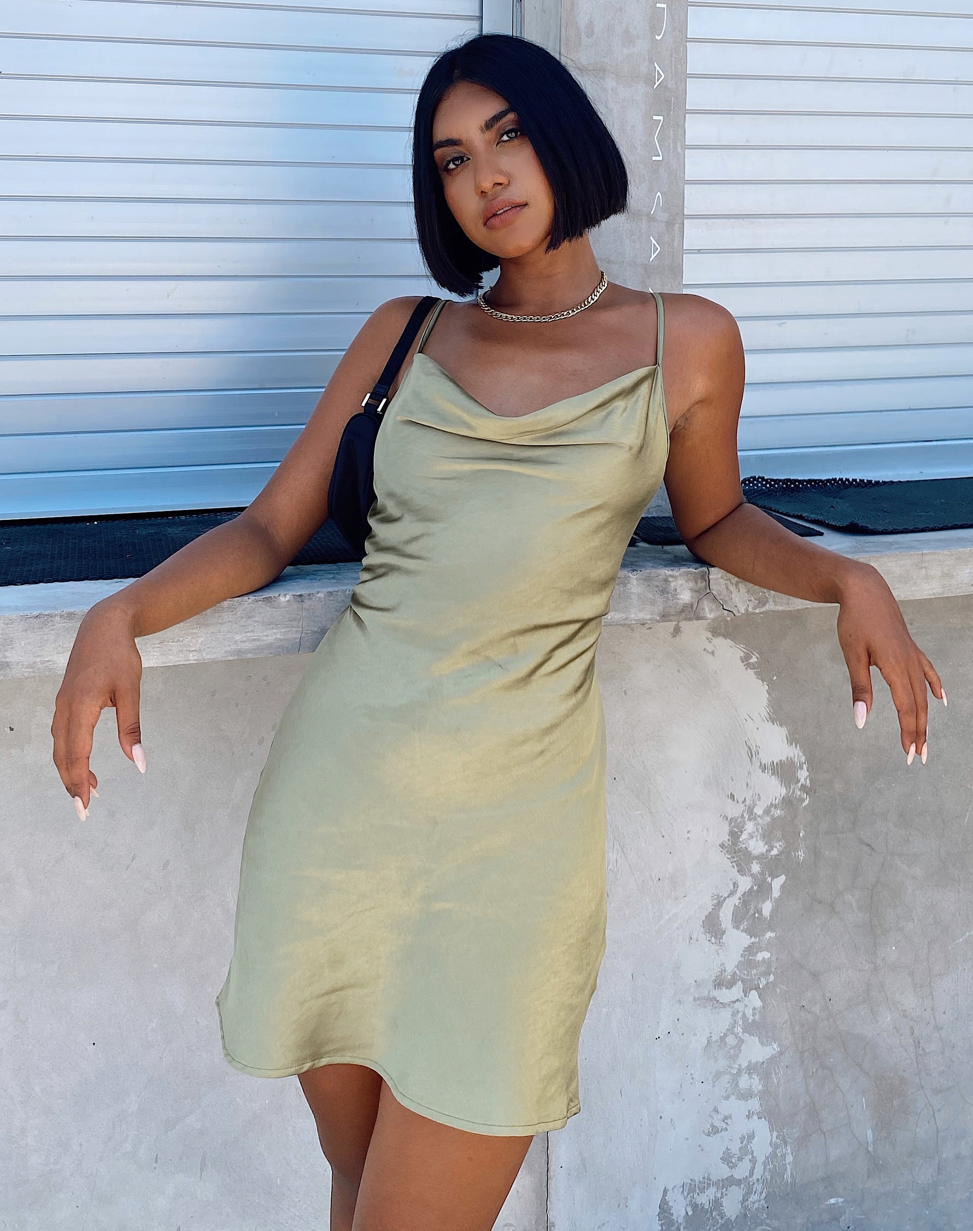 Bild von Paiva Slip Dress in Satin Olive