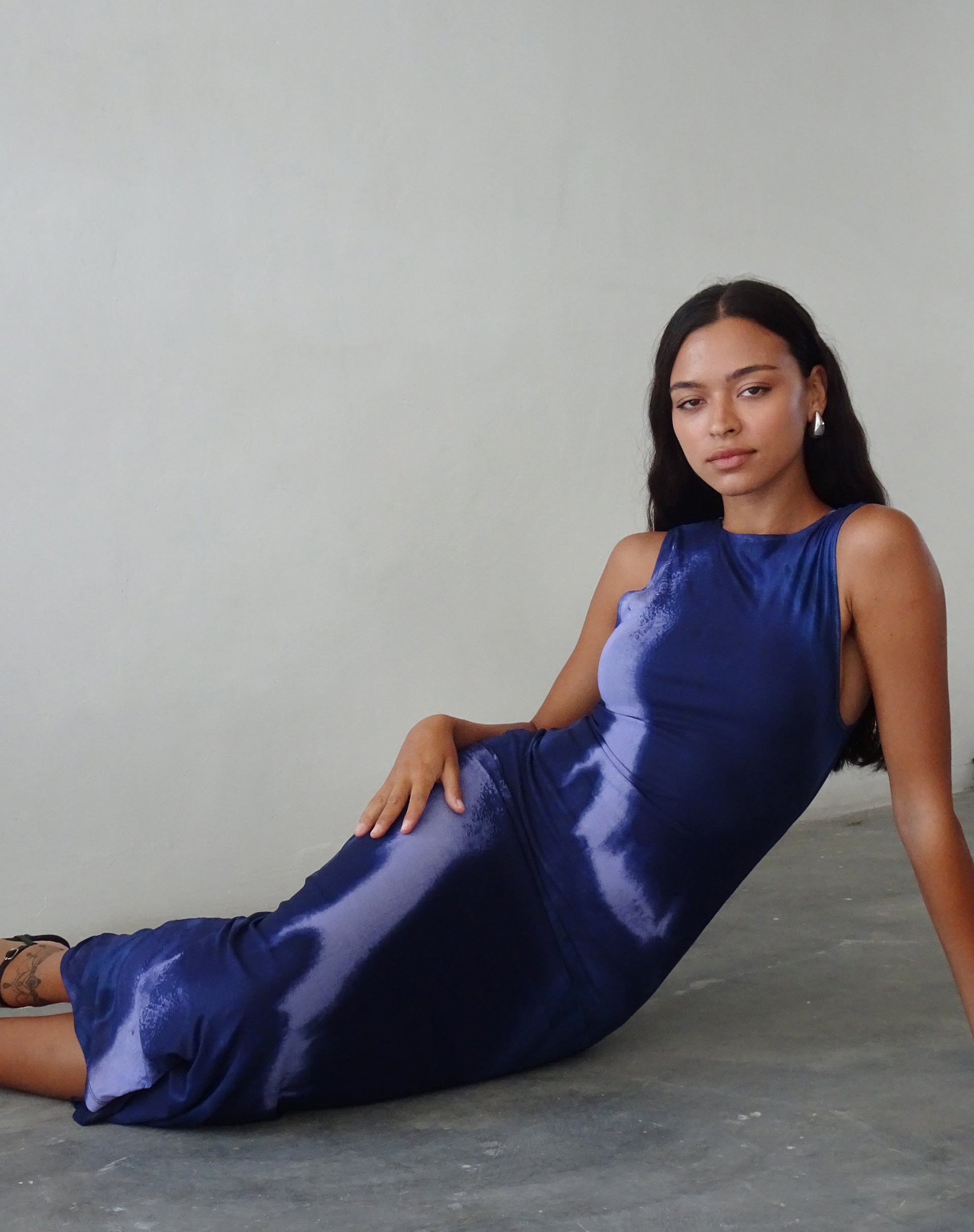 Image of Fayola Bedrucktes Maxikleid in Watercolour Navy