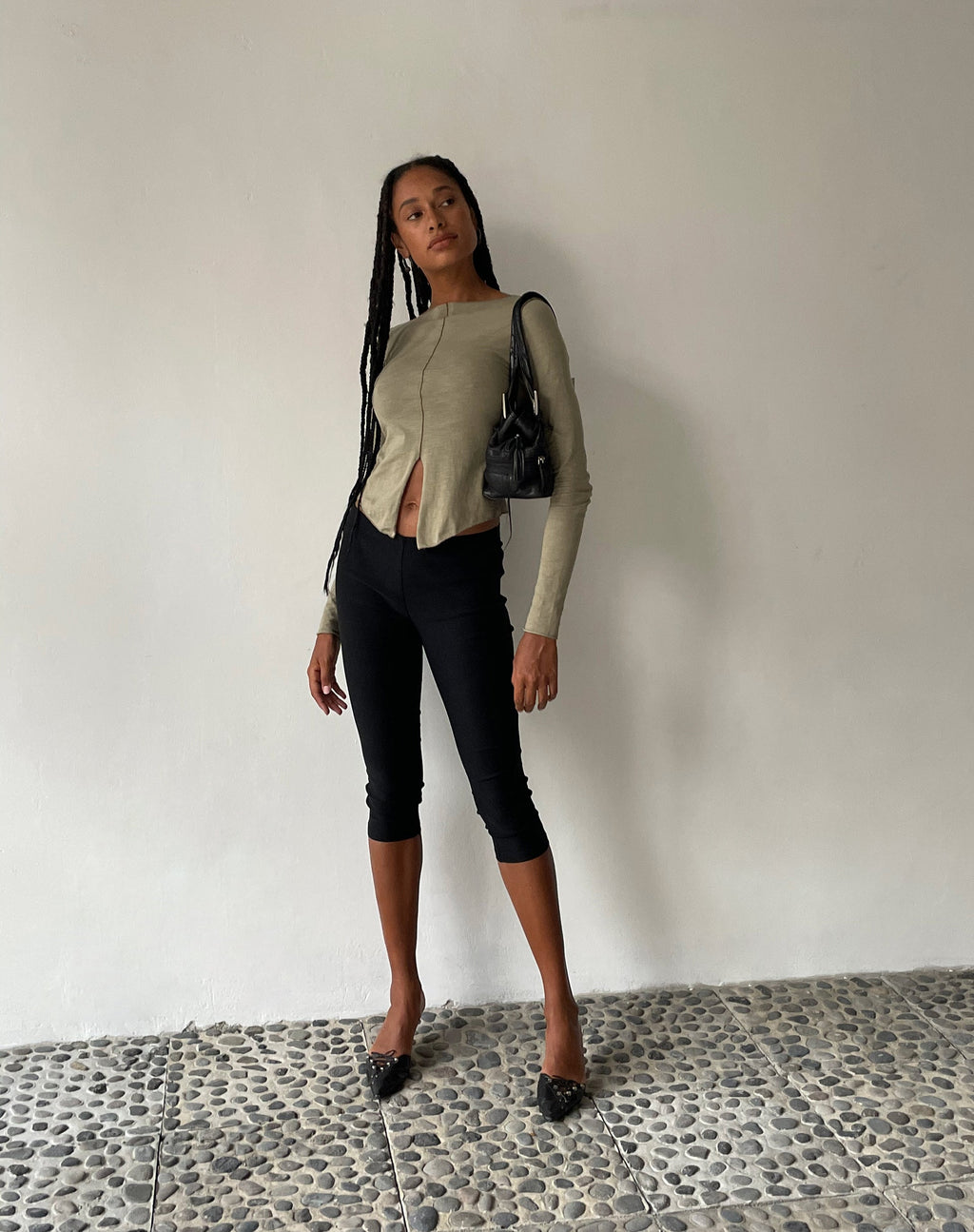 MOTEL X JACQUIE Fenrin Langarm Schmetterling Jersey Top in London Fog