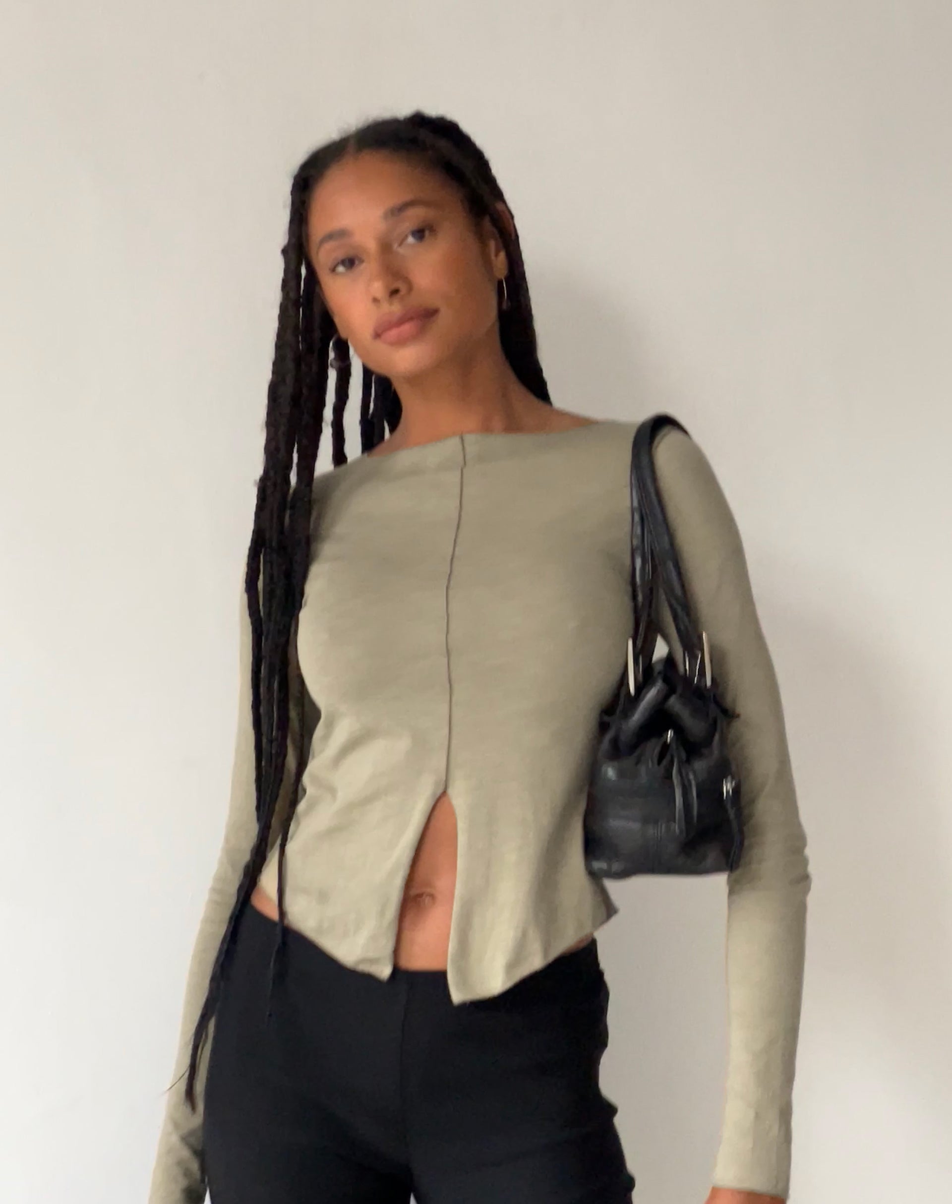 Image von MOTEL X JACQUIE Fenrin Langarm Schmetterling Jersey Top in London Fog