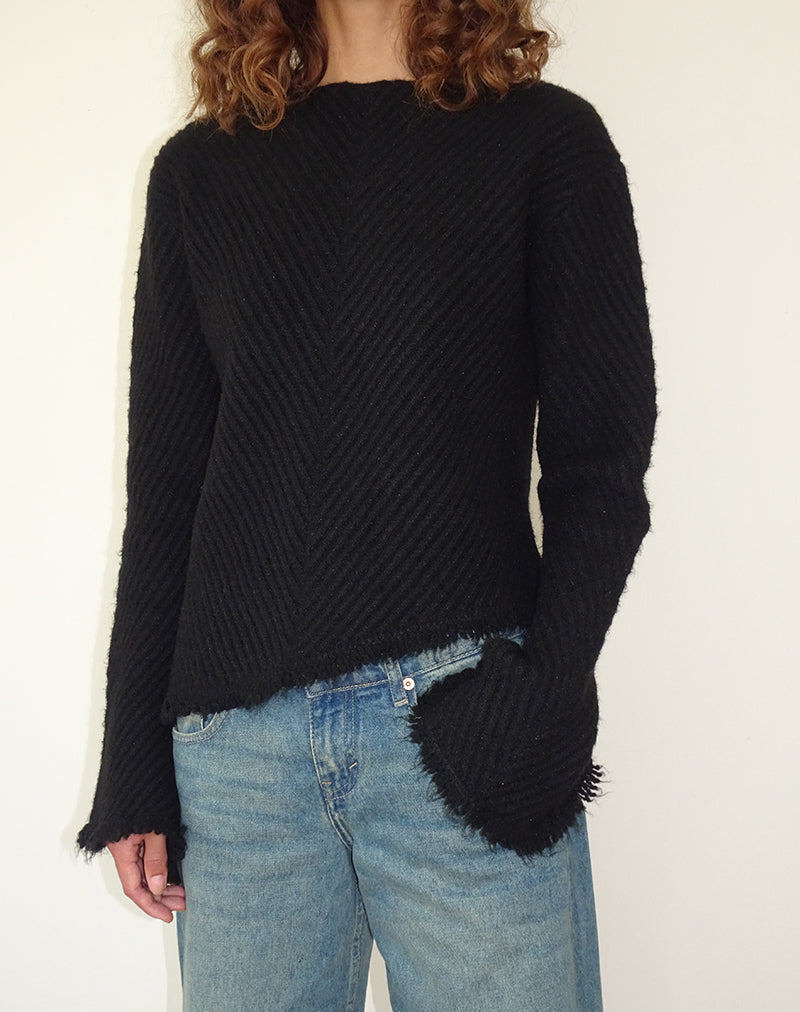 Fergie Asymmetrischer Strickpullover in Schwarz