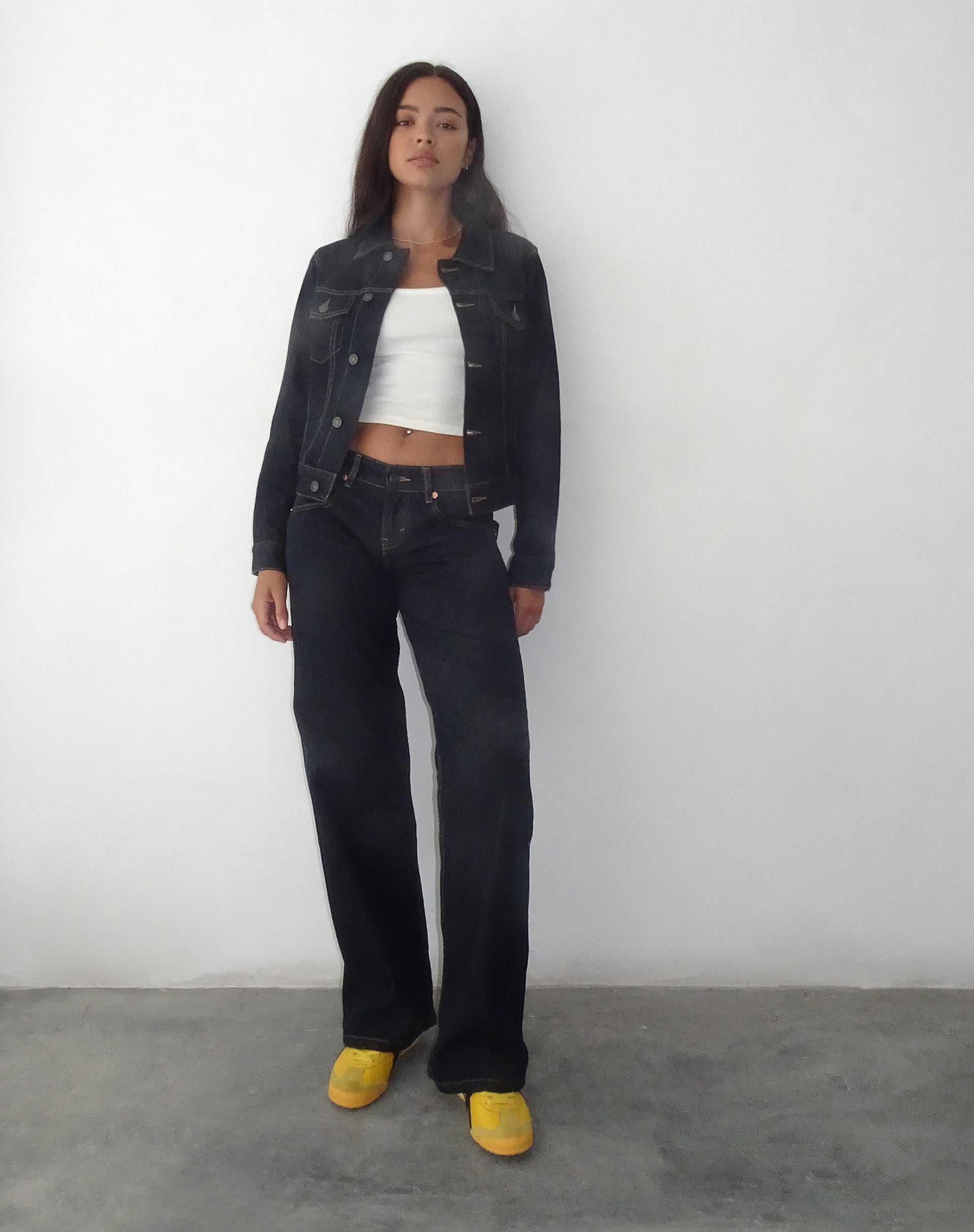 Bild von Fitted Denim Jacket in Indigo