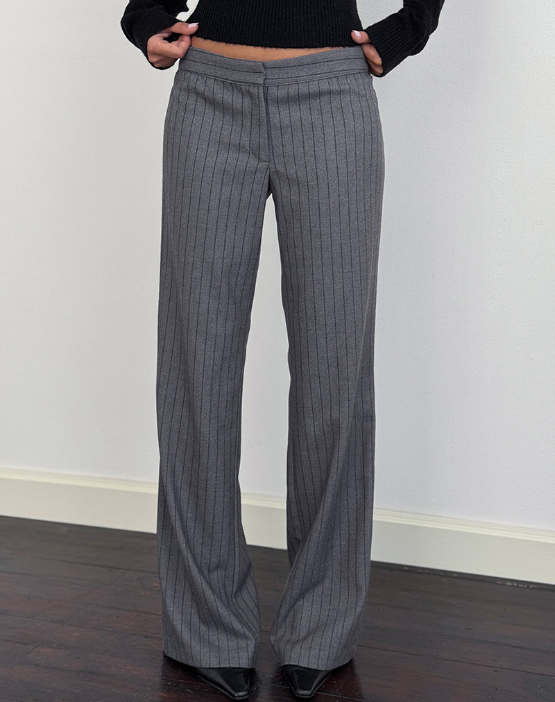 Bild von Ganta Slim Trouser in Nadelstreifen Charcoal
