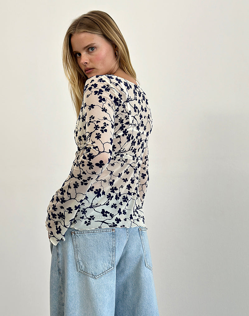 Image of Gerbera Langarm Top in Grunge Floral Flock Creme