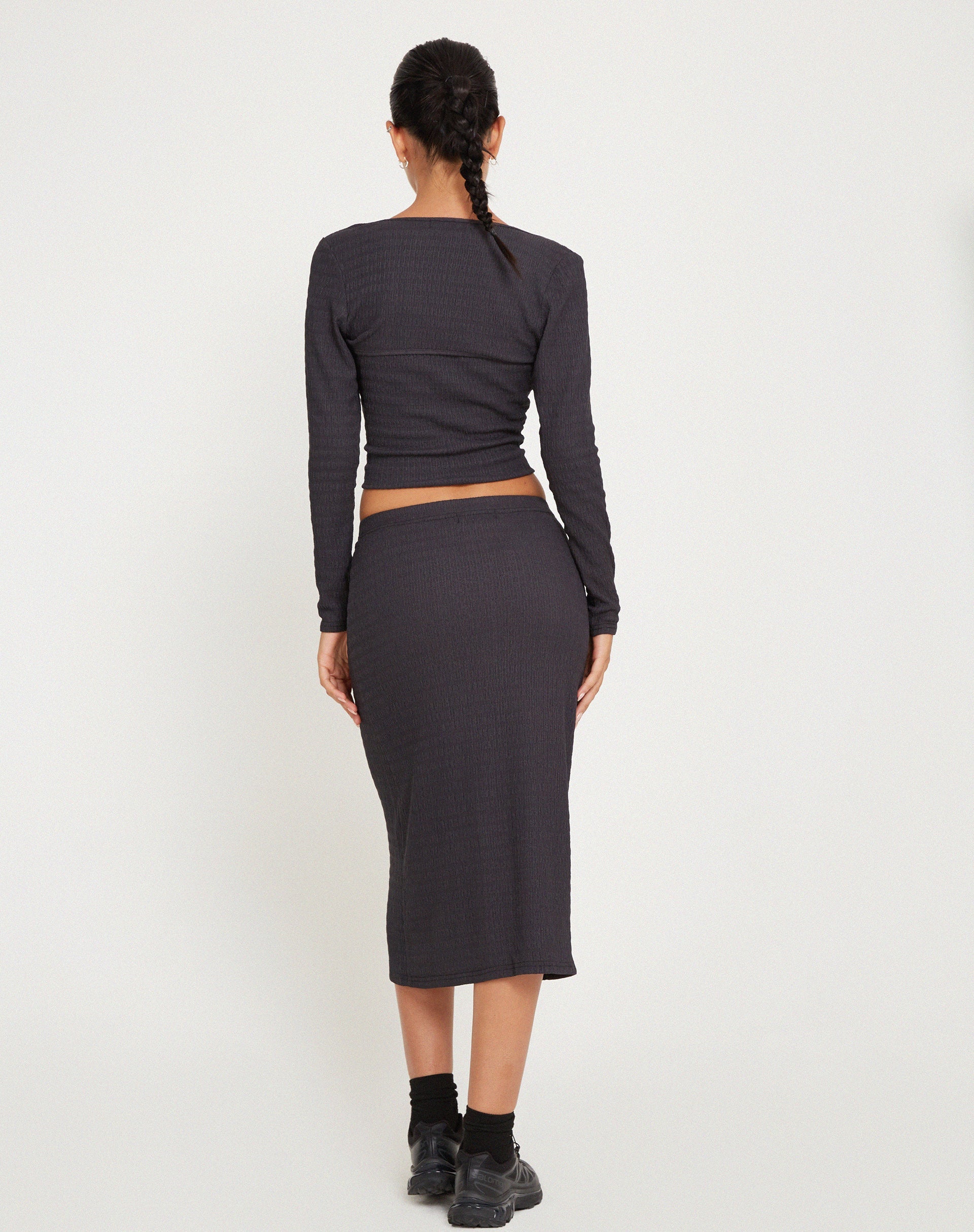 Abbildung von GInny Top in Crinkle Charcoal