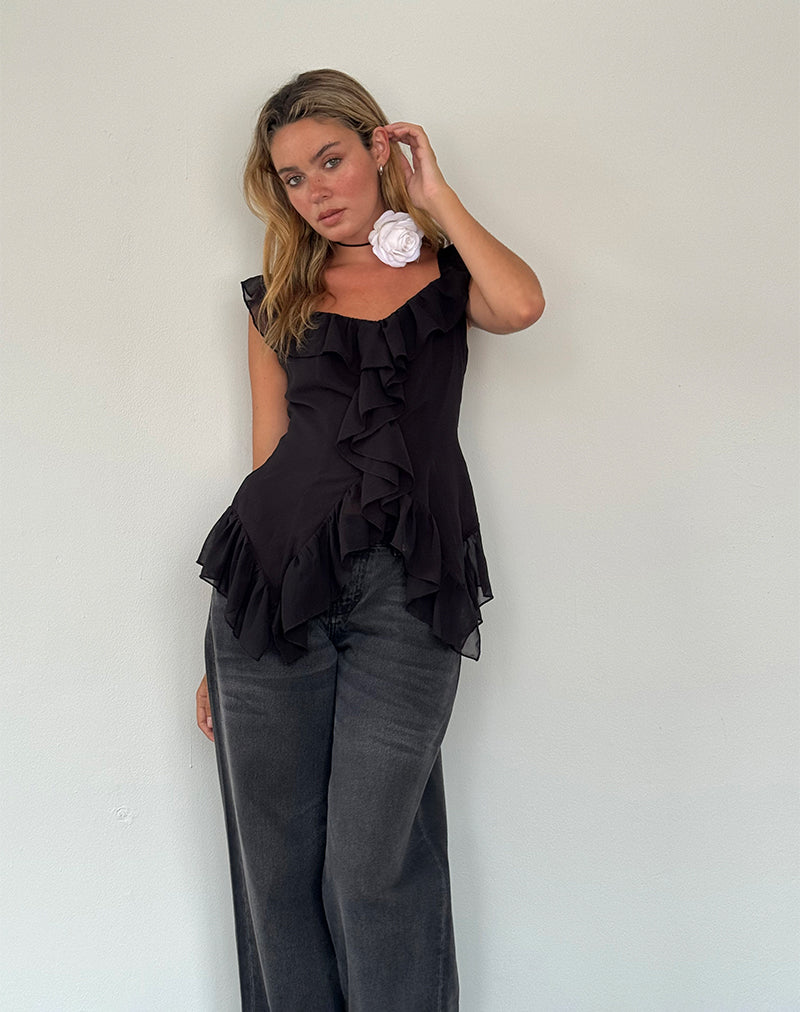 Bild von Glaiza Ruffle Cami Top in Schwarz