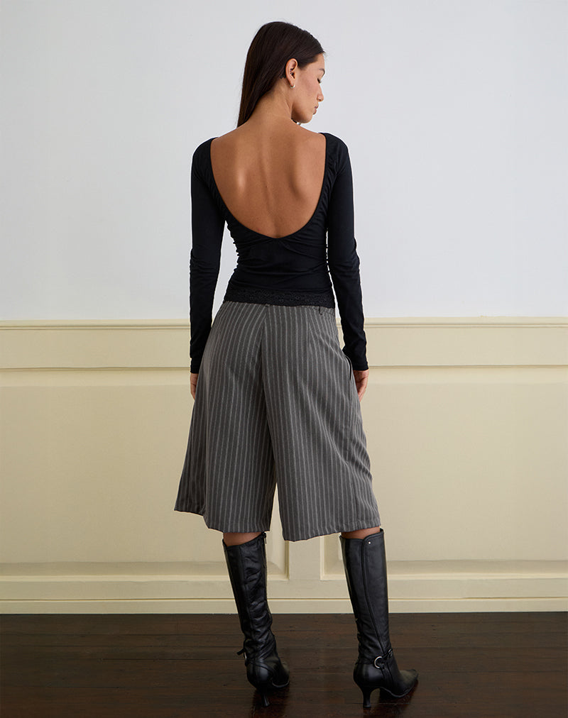 Bild von Asha Short in Nadelstreifen Charcoal