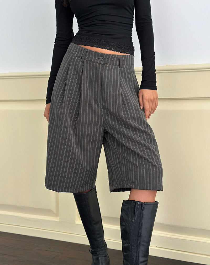 Bild von Asha Short in Nadelstreifen Charcoal