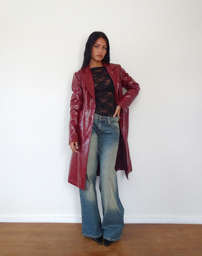 Image of Abigail Mantel aus mattem PU Croc Burgundy