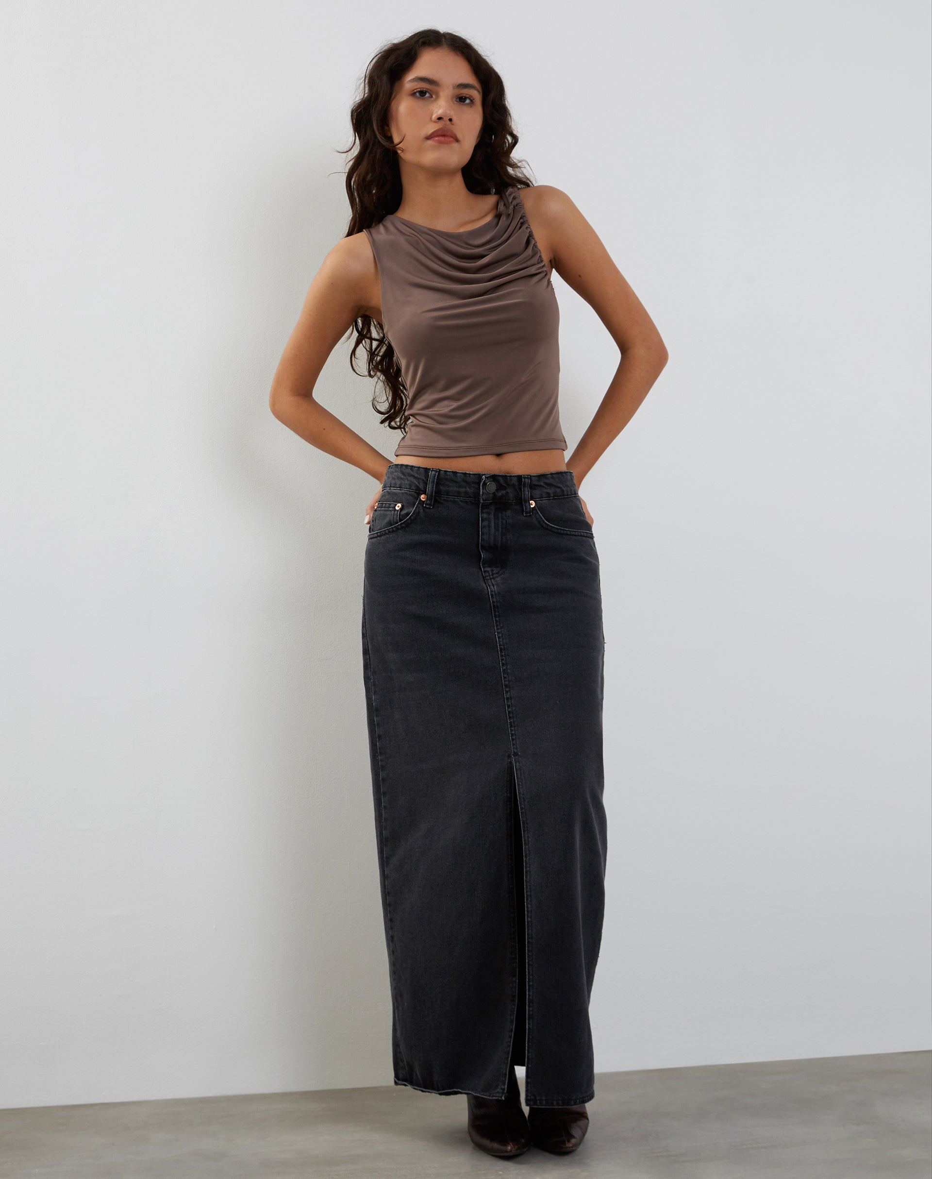 Bild von Hagne Vest Top in Mocca