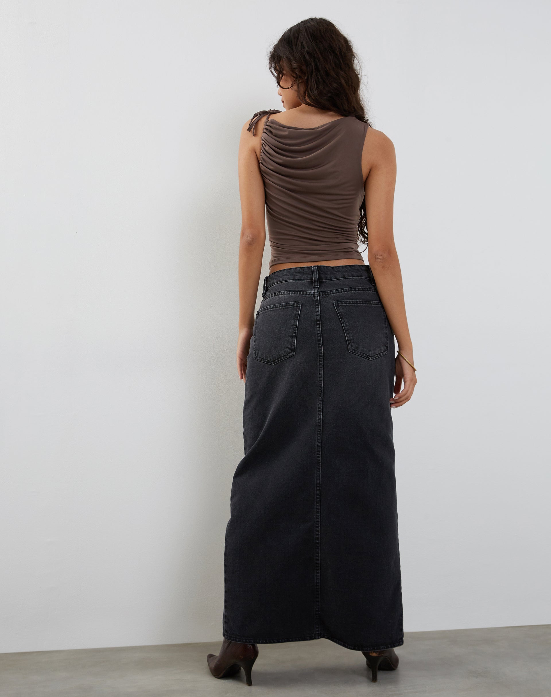 Bild von Hagne Vest Top in Mocca
