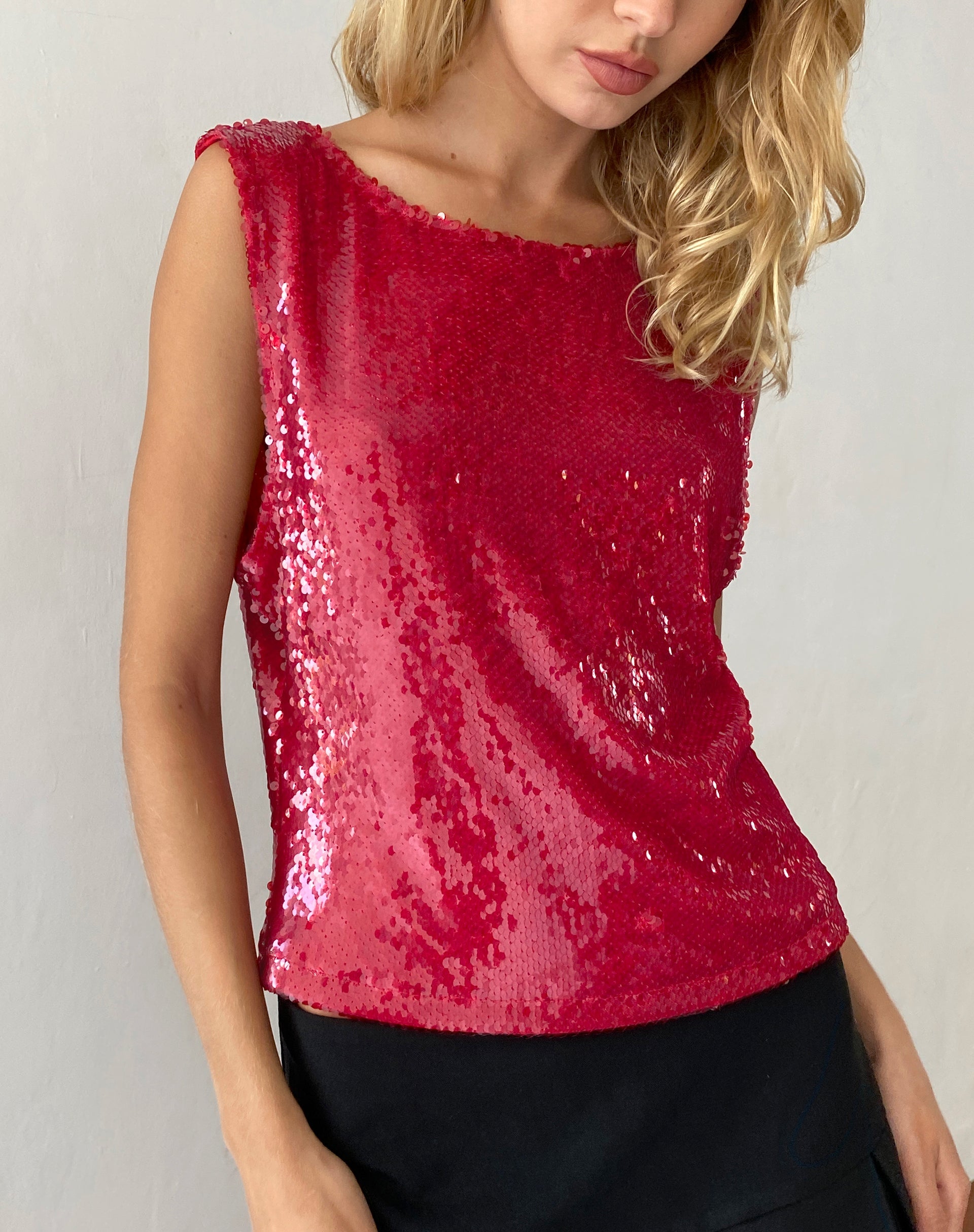 Bild von Hala Vest Top in Pailletten Rot