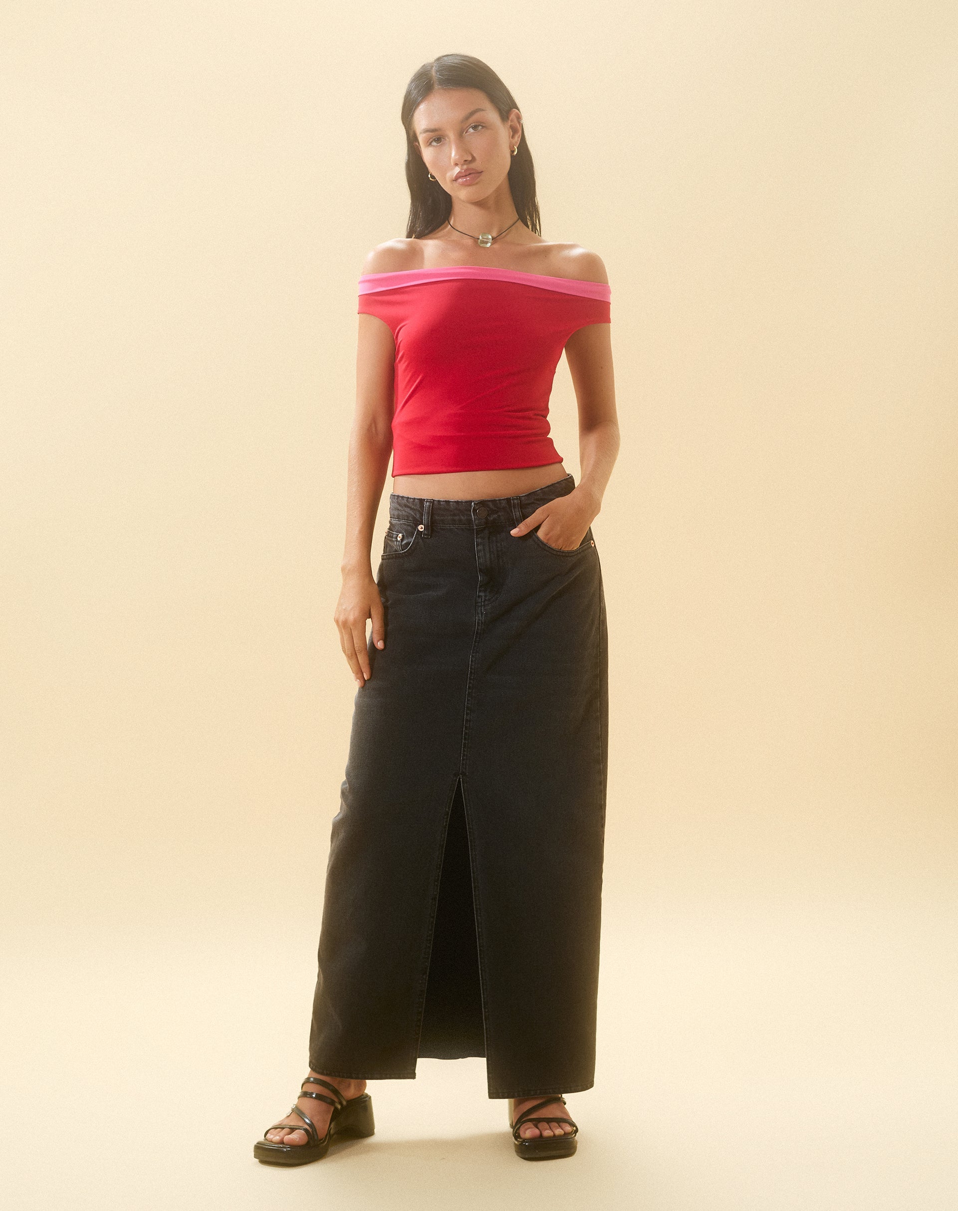 Bild von Halle Bardot Top in Rot Rosa