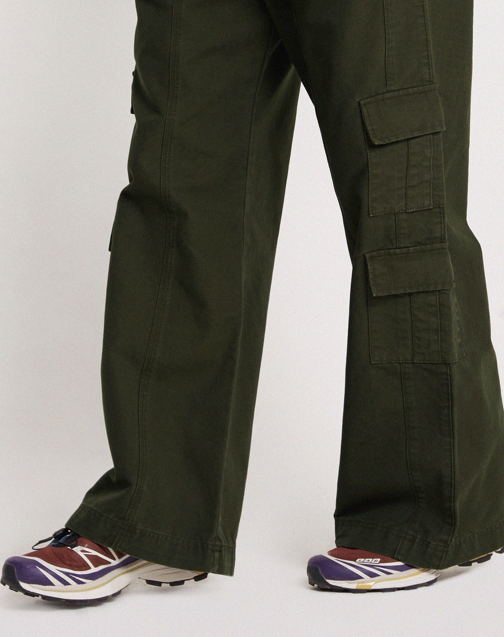 Image der Hansa Cargo-Hose in Dunkel-Olive