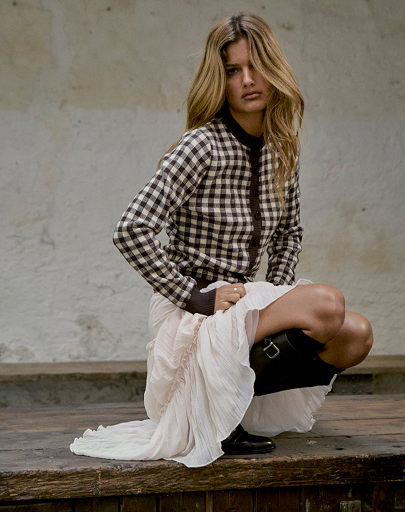 Bild von Hanudia Cardi in Gingham Braun