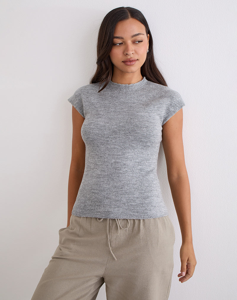 Hanuva-Top in Grau gestrickt