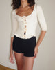 Bild von Harpan Rosette Top in Elfenbein