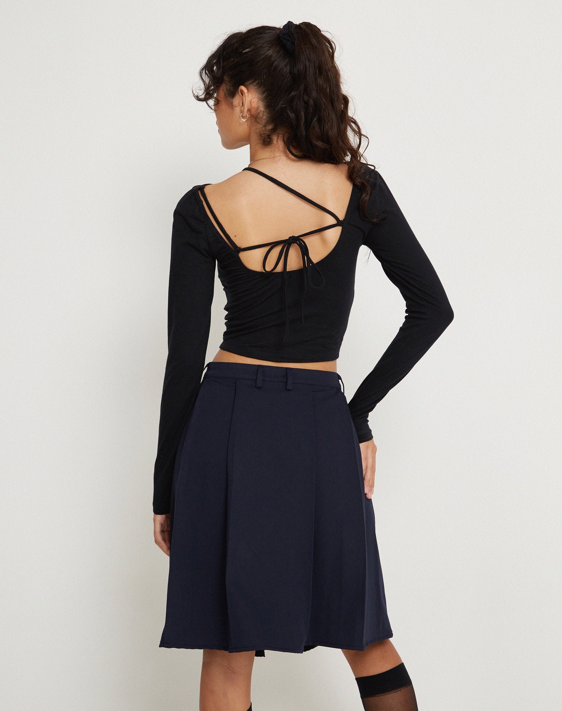 Image of Hedva Langärmeliges Top in Schwarz