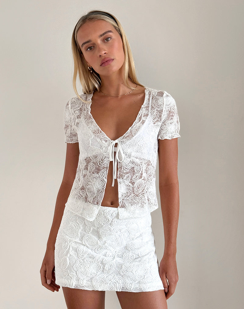 Hillary Krawatten-Top in Weiß mit strukturiertem Blumenmuster