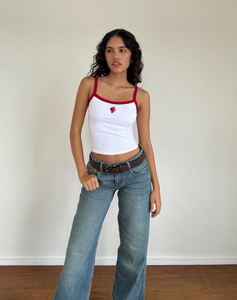 Image of Icah Vest Top in Weiß mit rotem Einband und Erdbeere