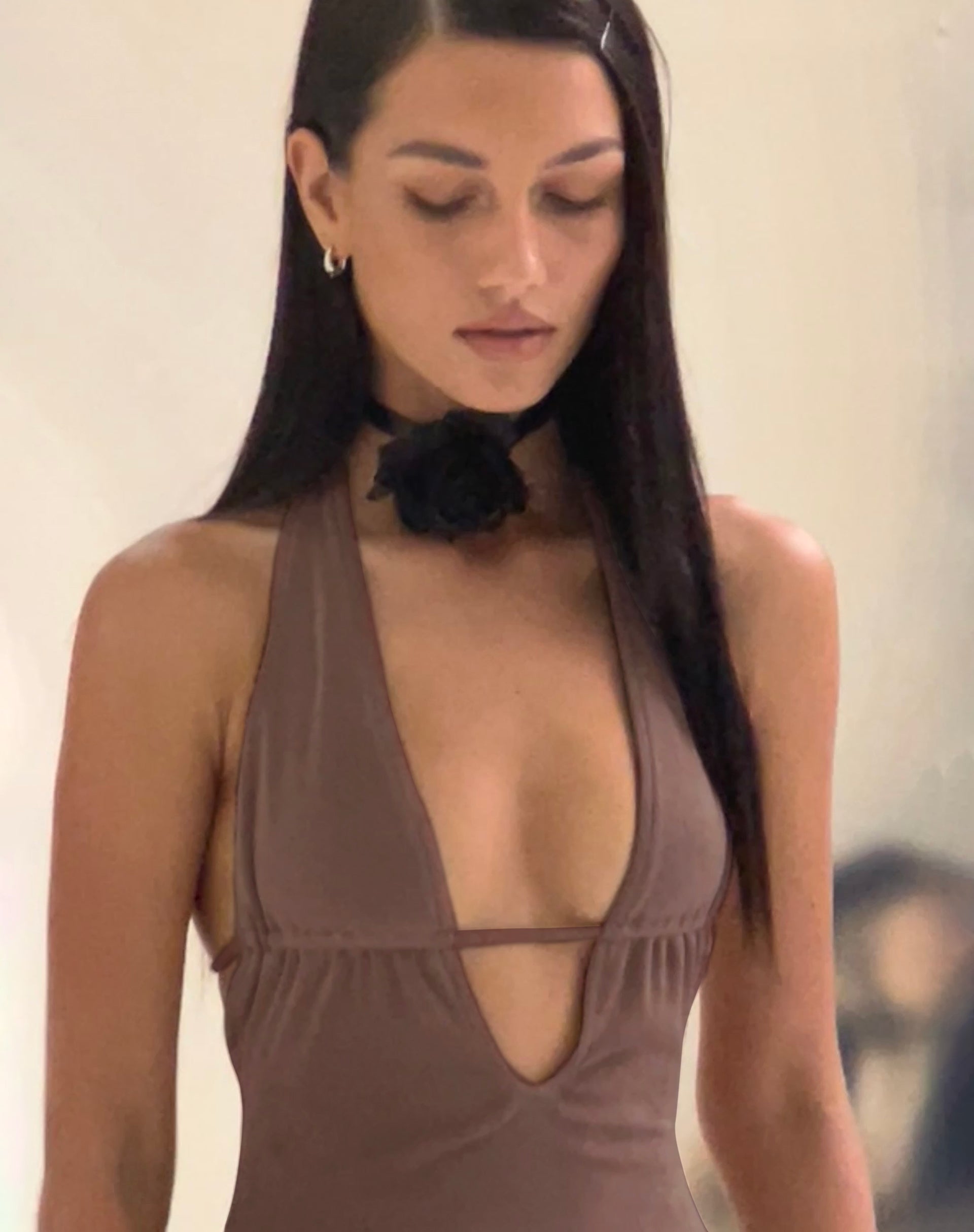 Image of Savilla Mini-Kleid mit Neckholder in Peppercorn