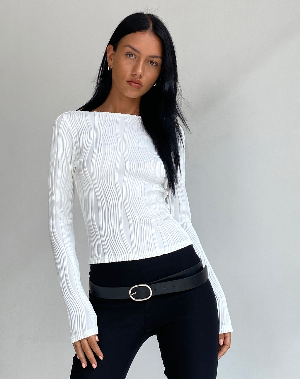 Amabon Langärmeliges Crop-Top in Crinkle White