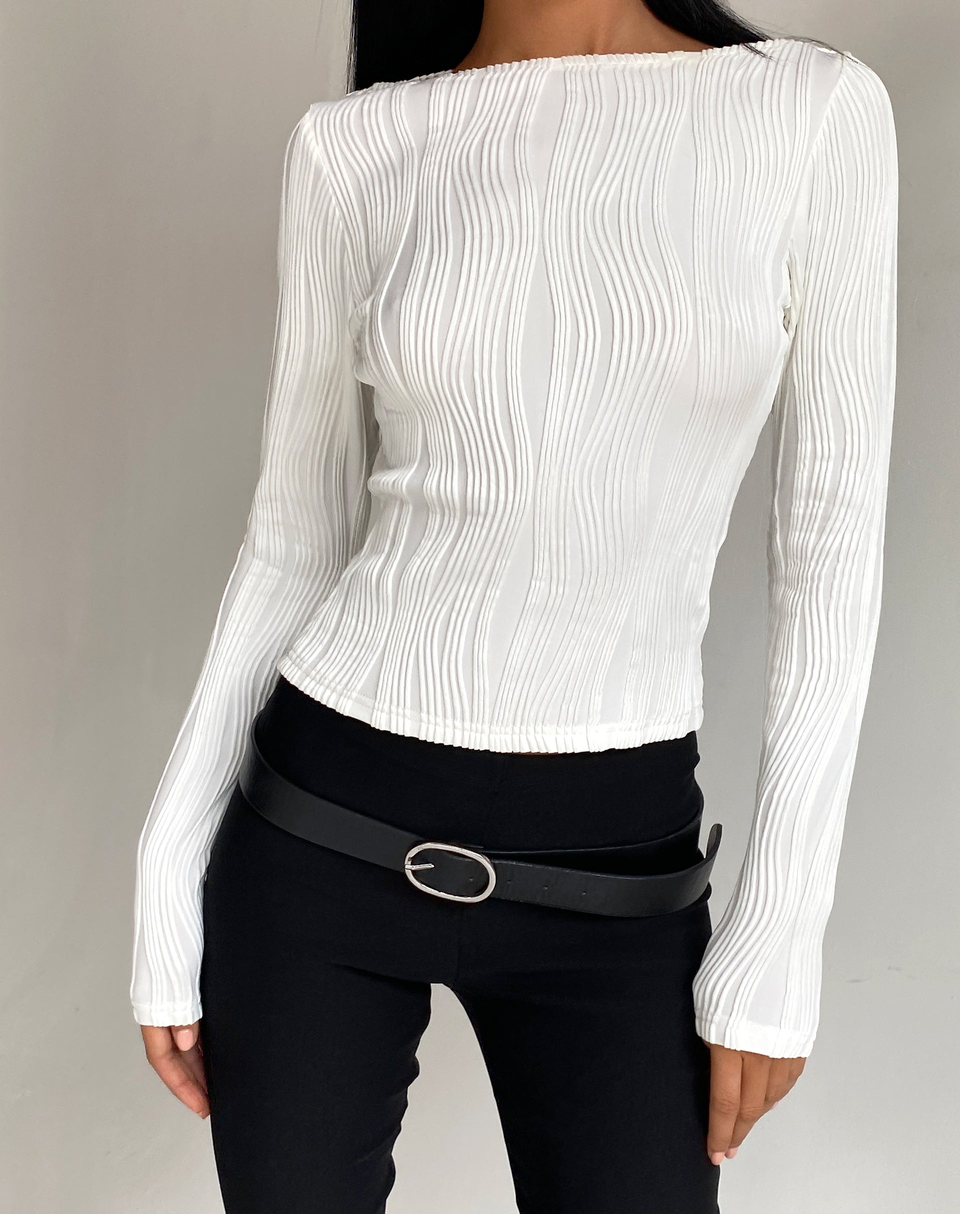 Image of Amabon Langärmeliges Crop Top in Crinkle Weiß