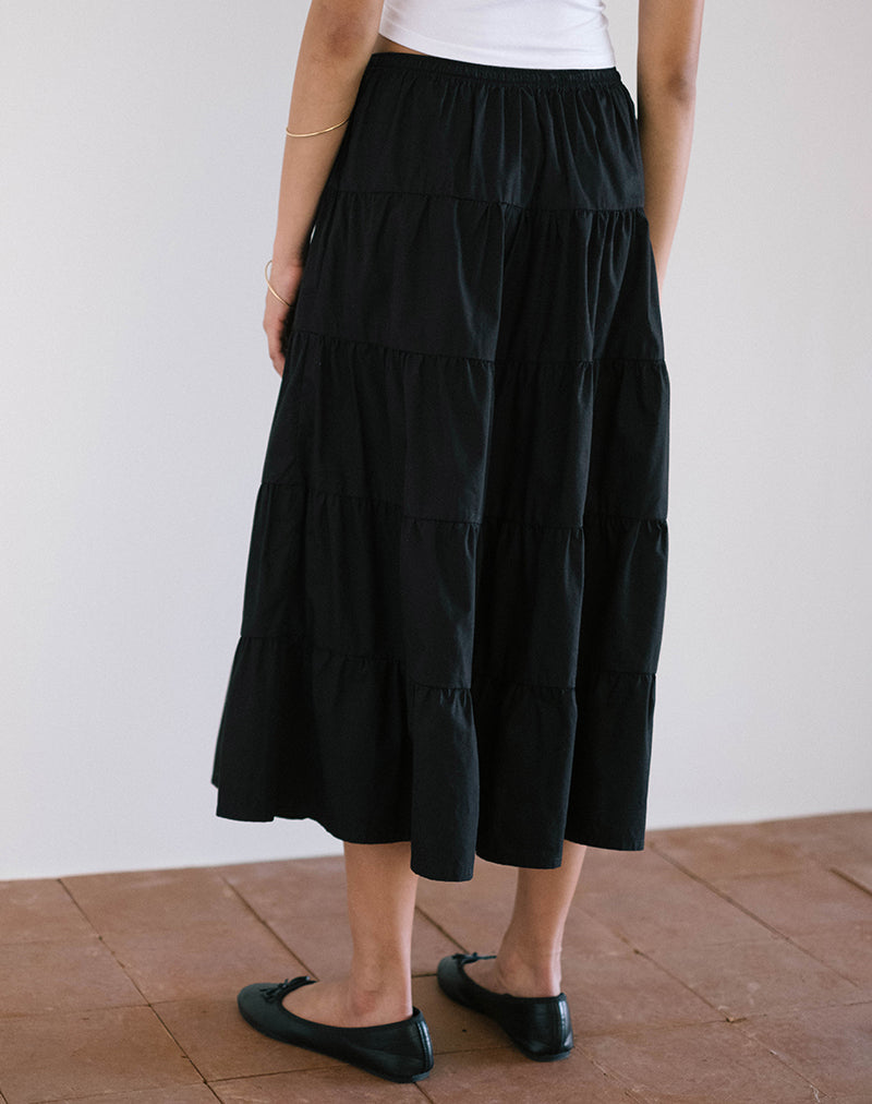 Bild von Izumi Tiered Midi Skirt aus Popeline Schwarz