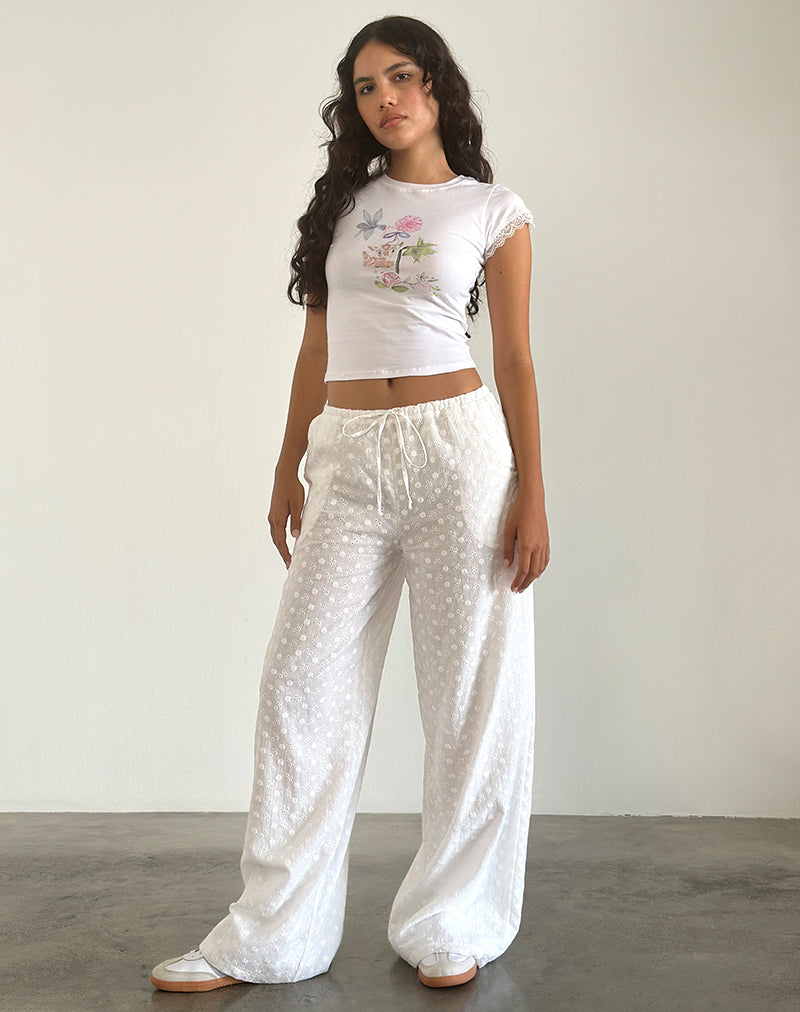 Bild von Izzy Top in Weiß Floral Bunch