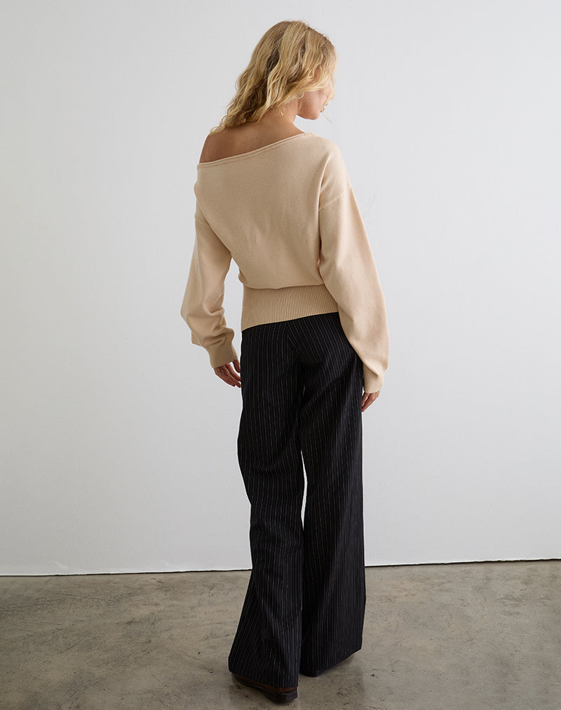 Image of Jalira Asymmetrischer Pullover in Creme