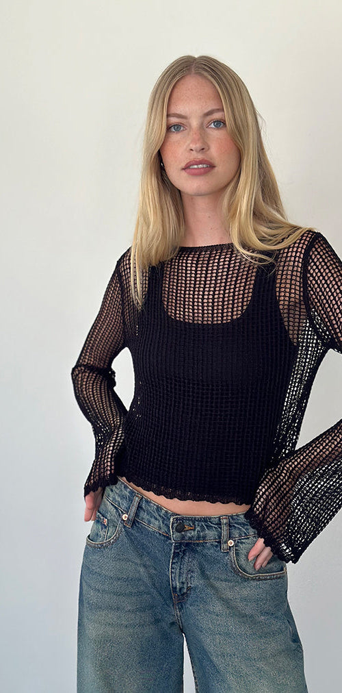 Image of Jessamyn Offener Strickpullover in Schwarz