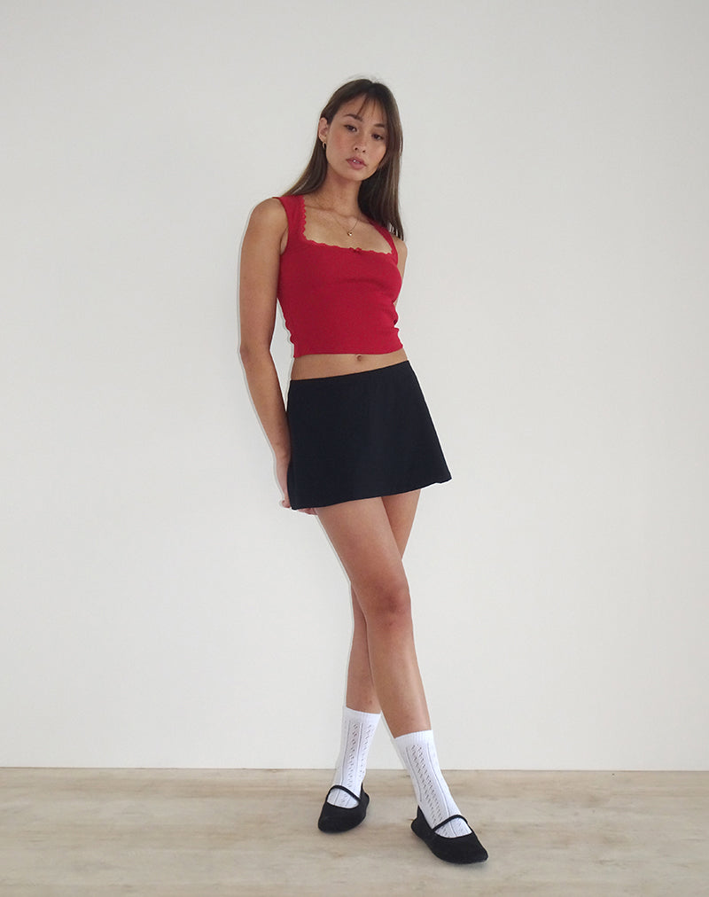 Image of Jinila Top in Adrenalin Rot mit Spitzenbesatz und Schleife
