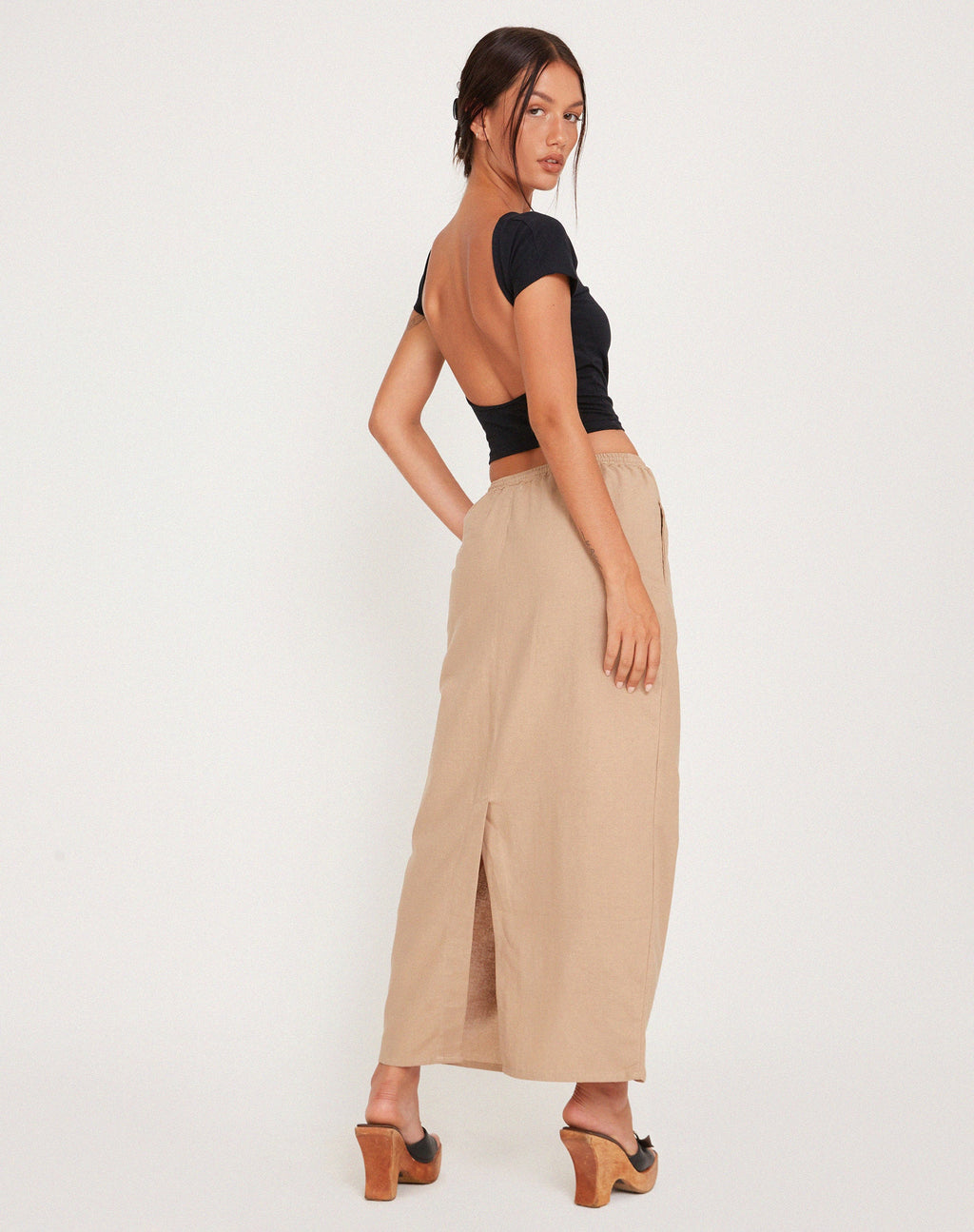 MOTEL X JACQUIE Joelene Krawatte Taille Maxirock in hellen Taupe