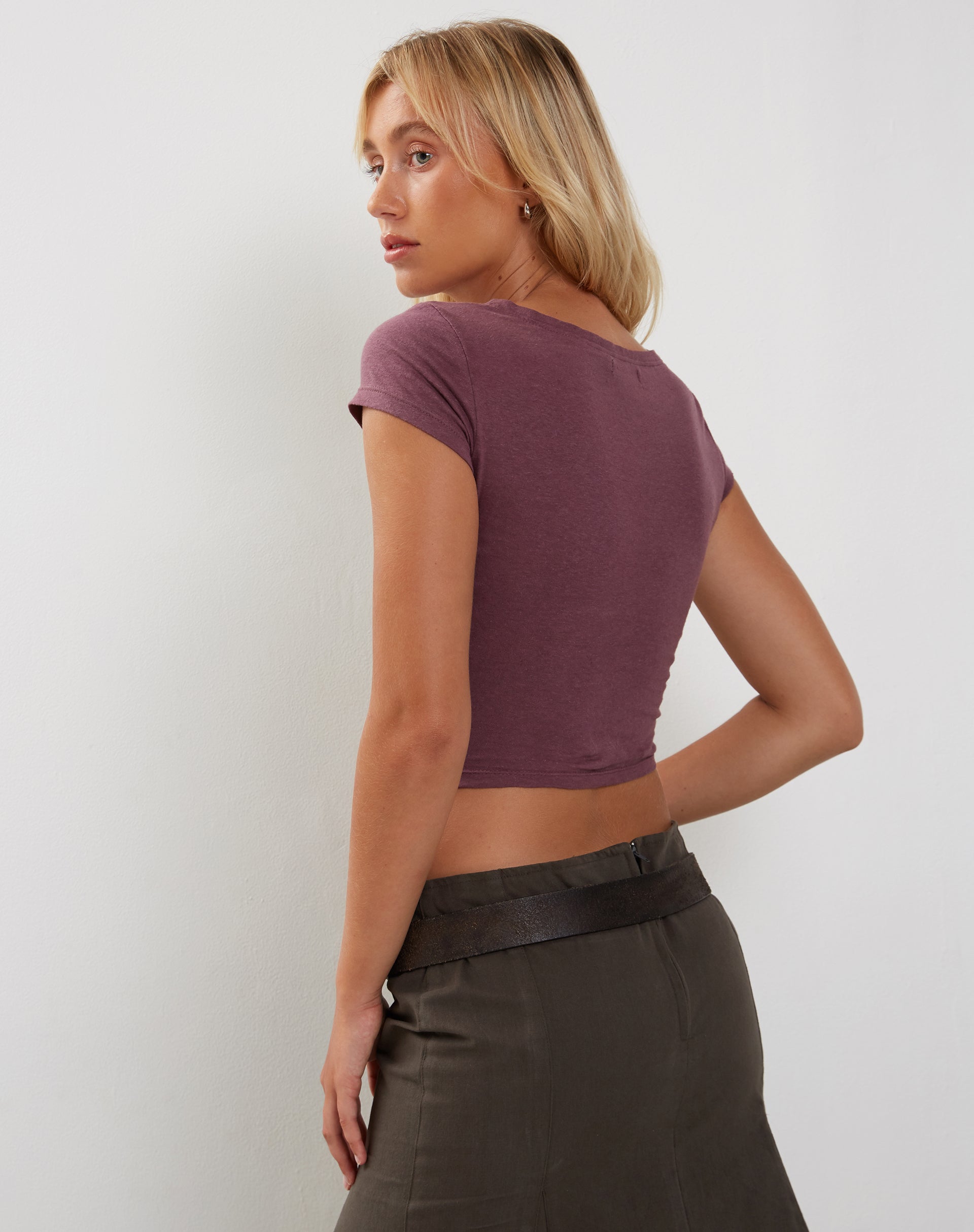 Bild von Jojes Dipped Hem Tee in Baumwolle Hanf Mauve
