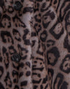 Warmer grauer Leopard