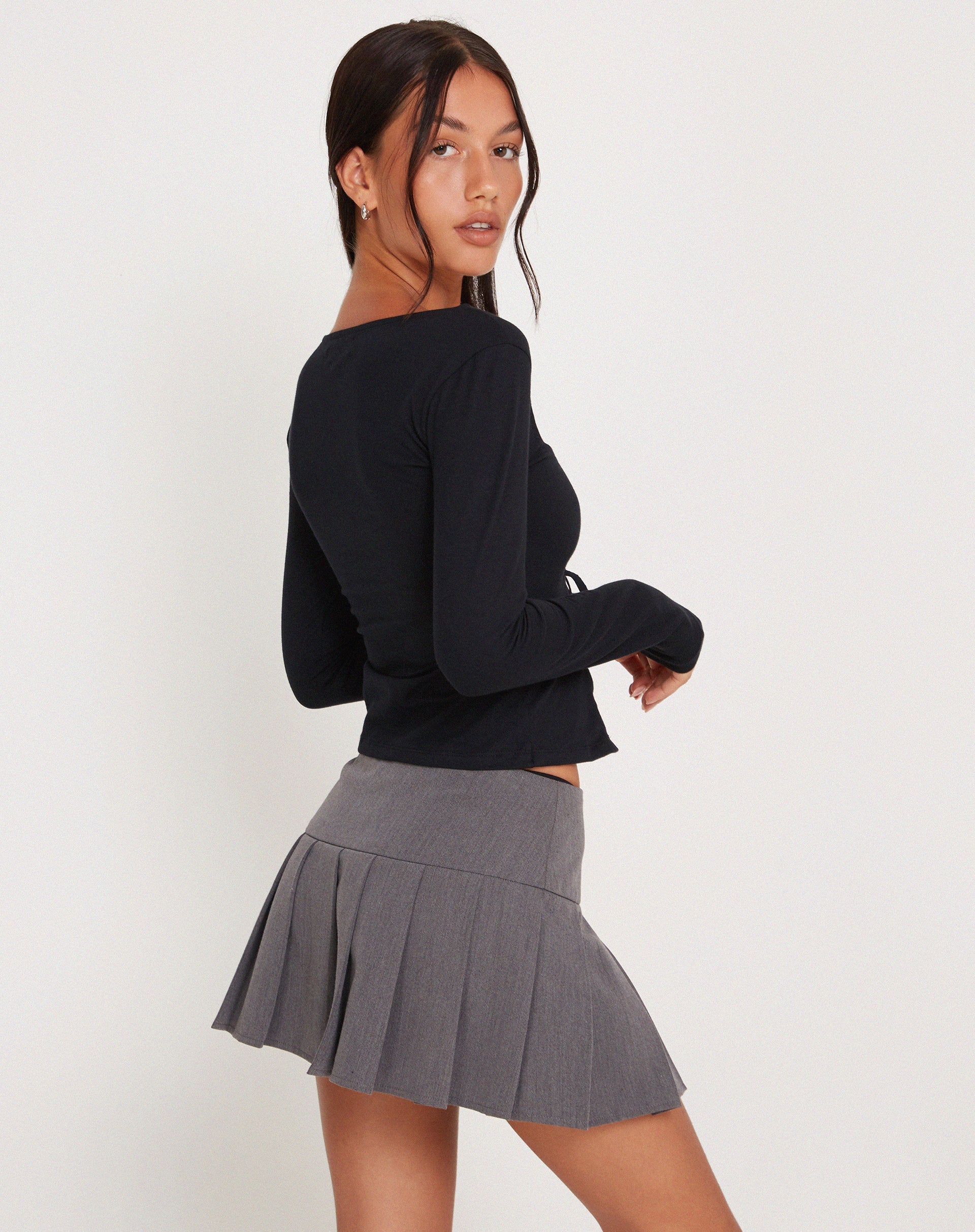 image of Josette Langärmeliges Top mit Schnürung in Schwarz