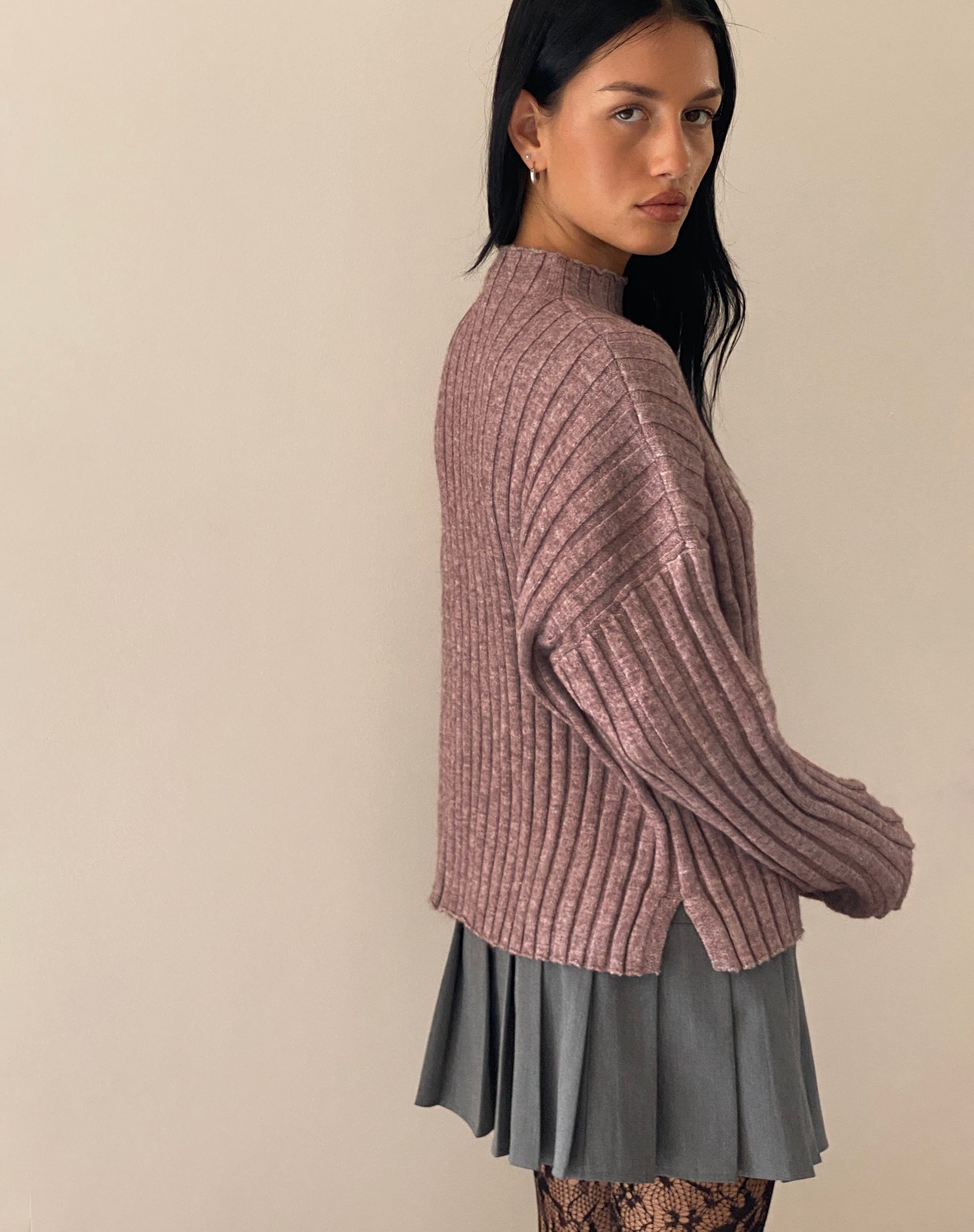 Image of Judah Übergroßer Pullover aus klobigem Rippenstrick in Taupe