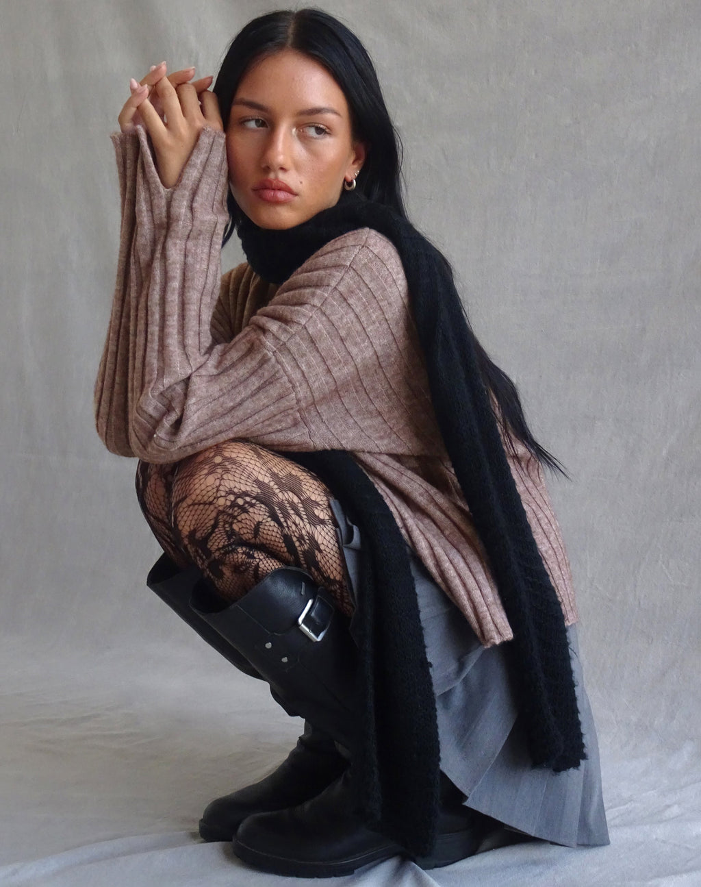 Judah Übergroßer Pullover aus klobigem Rippenstrick in Taupe