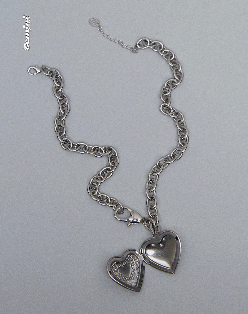 Bild von Jude Chunky Heart Halskette von Gemini Jewels