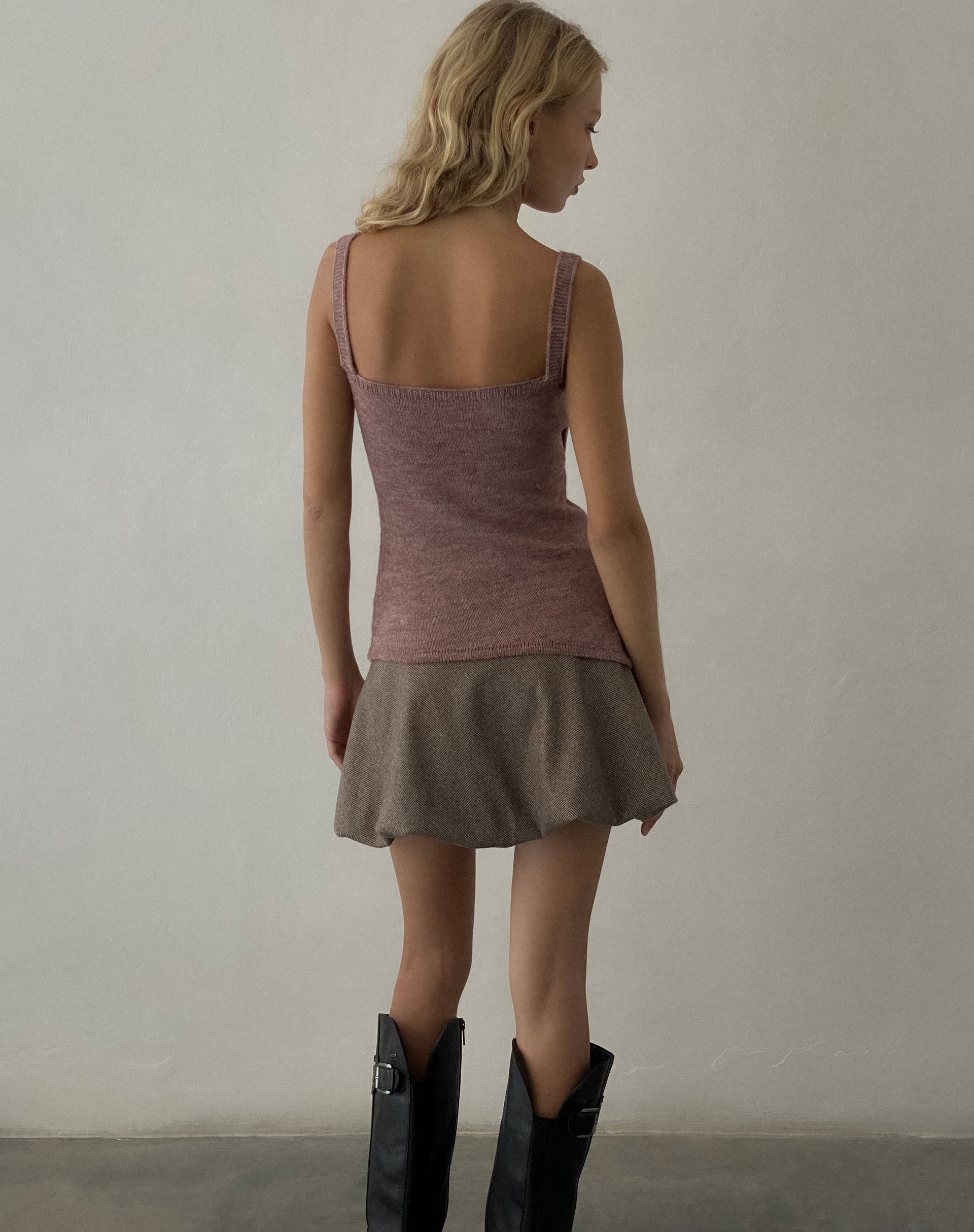 Bild von Juliet Rosette Cami Top in gestricktem Maroon