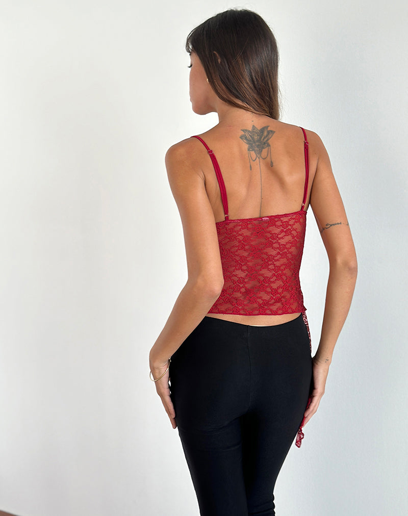 Bild von Kacha Asymmetrisches Cami Top aus roter Mari-Spitze