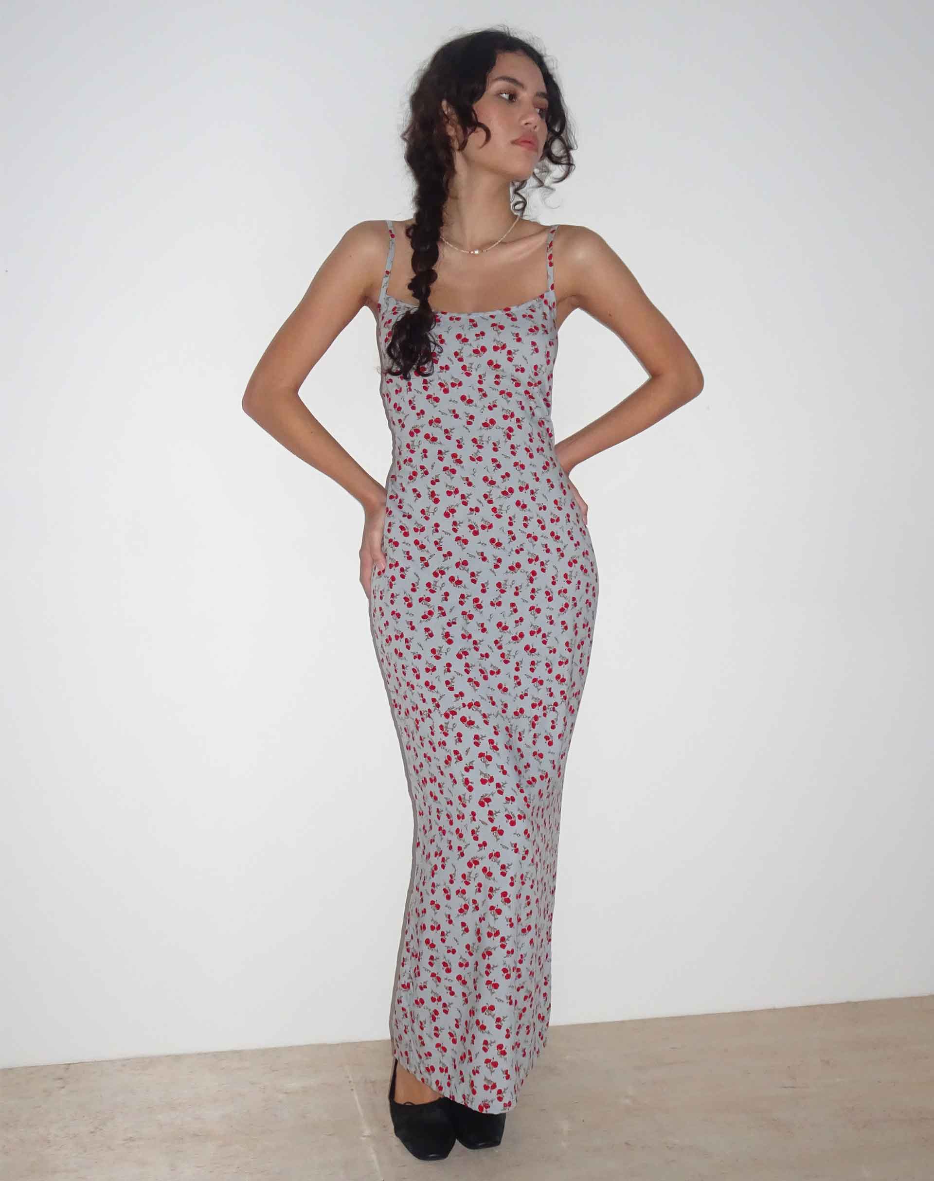 Image of Kafka Maxi Slip Kleid in Blau Floral Ditsy