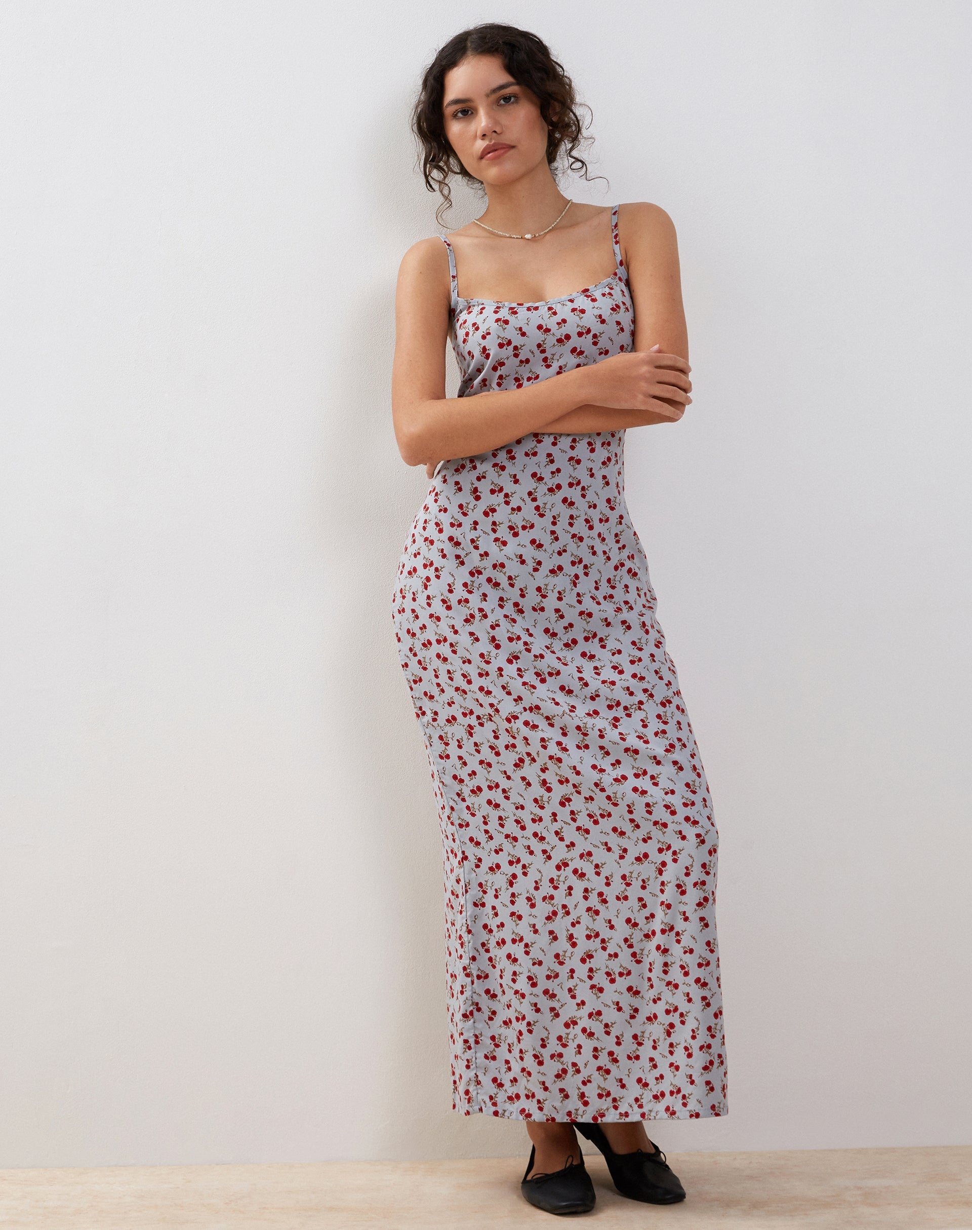Image of Kafka Maxi Slip Kleid in Blau Floral Ditsy