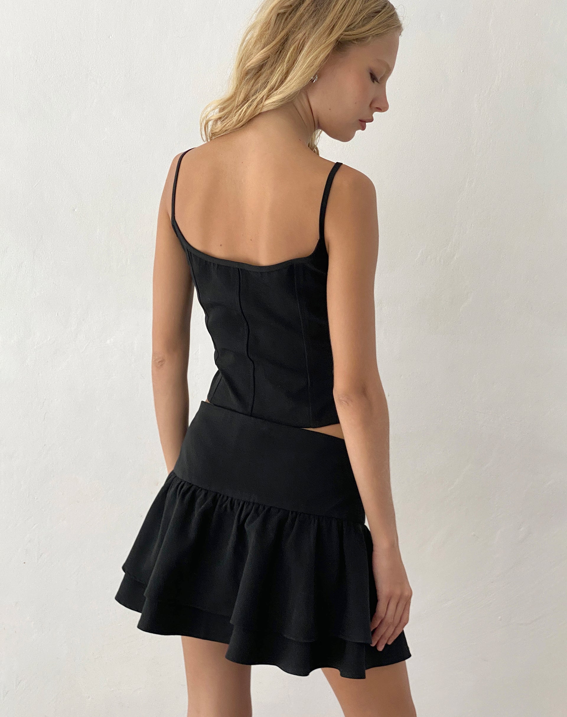 Image of Kaida Elfenbein Schleife Detail Korsett Top in Tailoring Schwarz