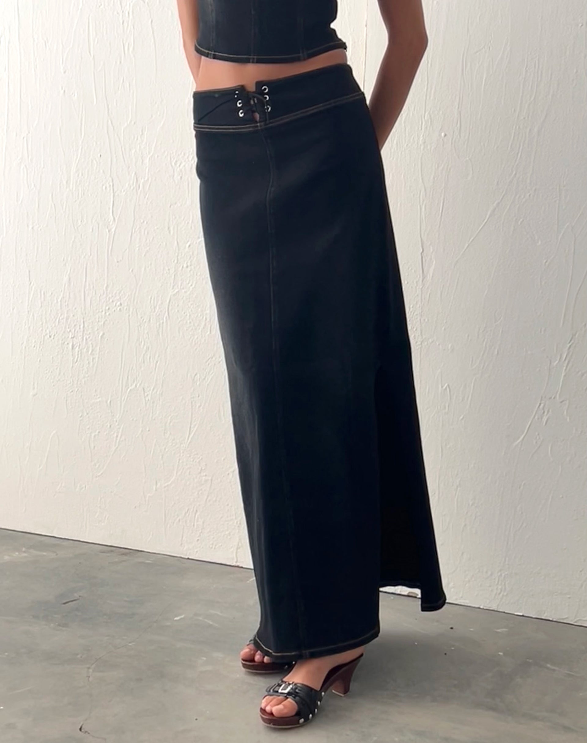 Image of Lafille Denim Maxirock in schwarzer Waschung
